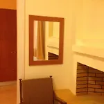 Ξενοδοχείο Marvi Καμένα Βούρλα